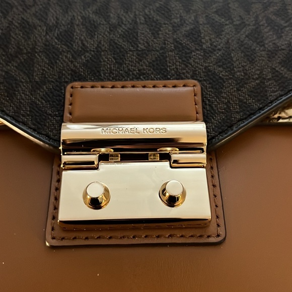 KORS Michael Kors Brown and Gold Crossbody Bag - Picture 4 of 8